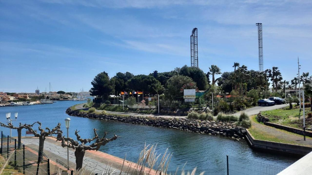 Appartement Situe Au Cap D'Agde Proche Plage Zewnętrze zdjęcie